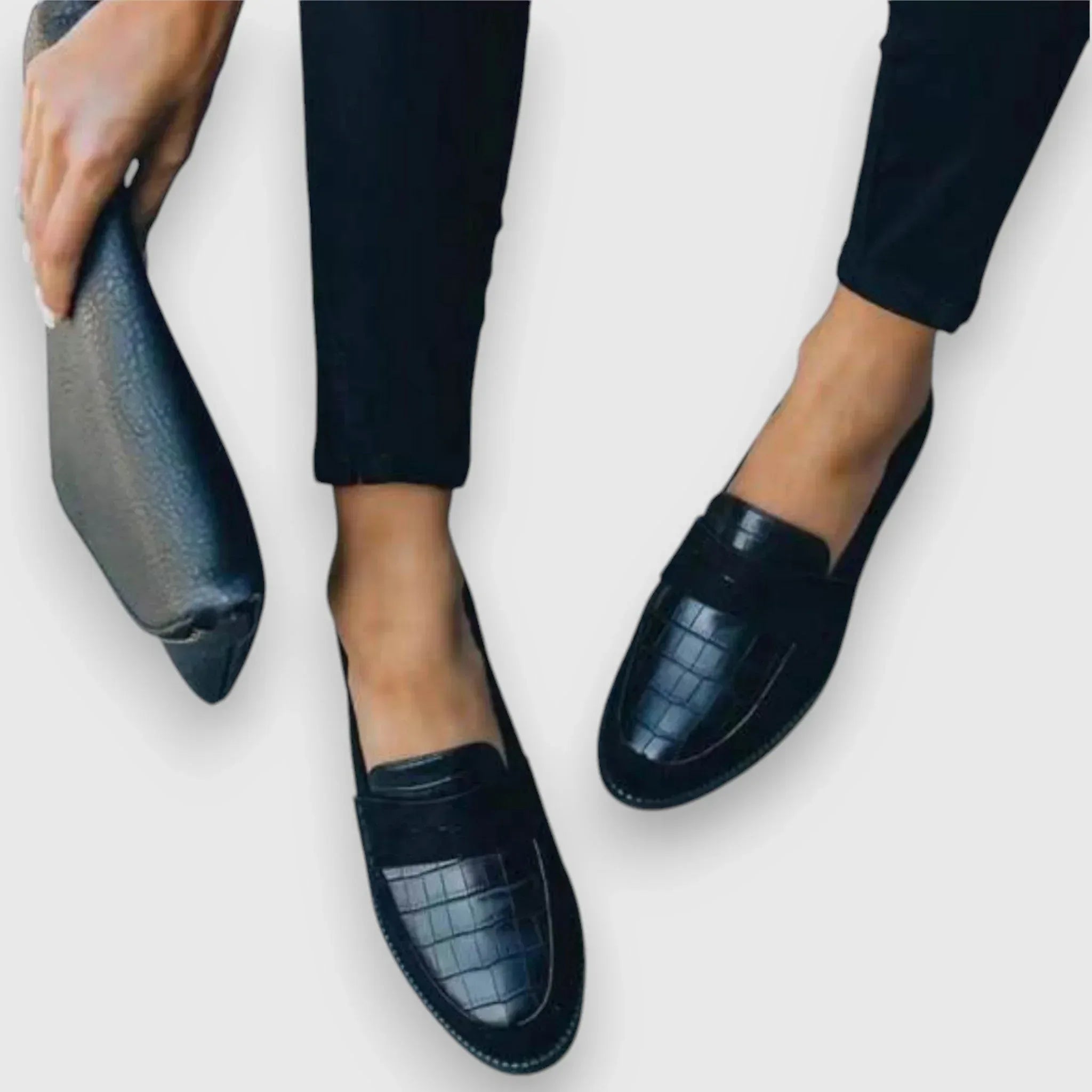 Mariluz – Orthopedic Loafers - Sarah and Emma Portland