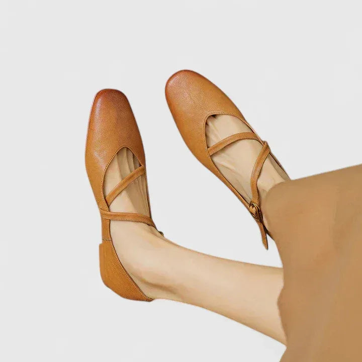 Kymberly | Orthopedic Flat Shoes - Sarah and Emma Portland