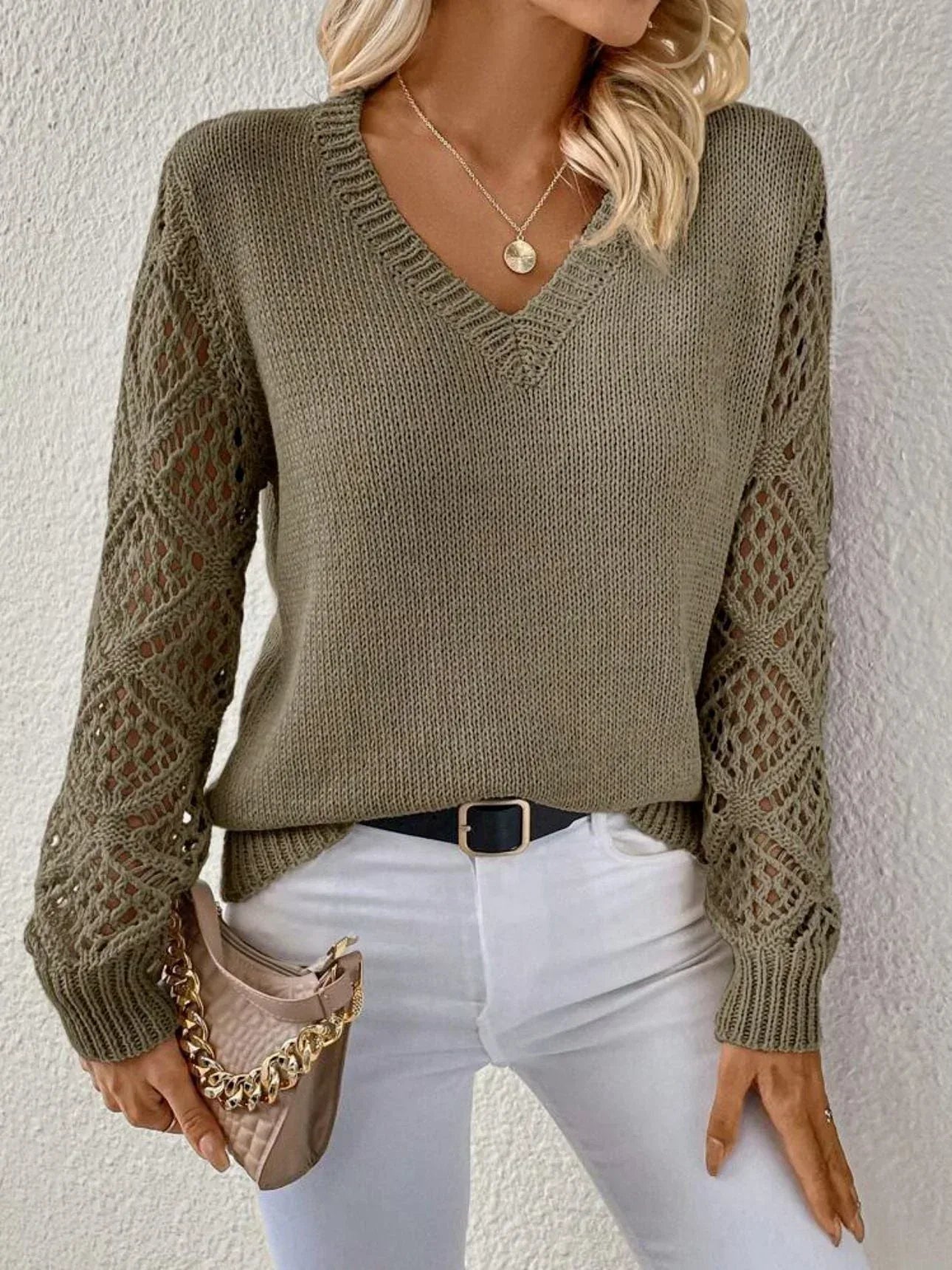 Elizabeth | Soft V-neck Sweater - Sarah and Emma Portland