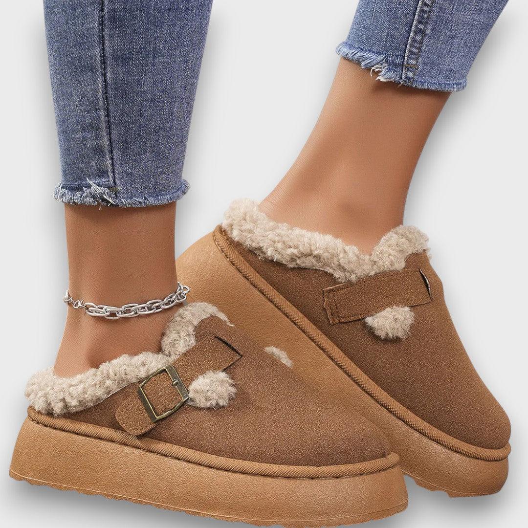 Evanea – Fleece-lined platform buckle mules - Sarah and Emma Portland