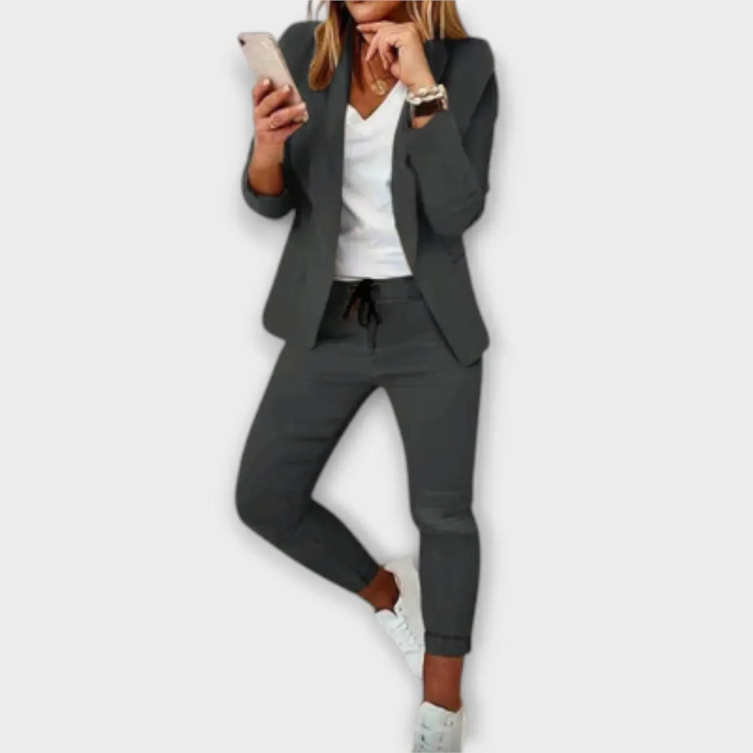 Lyselle | Elegant Blazer Set - Sarah and Emma Portland