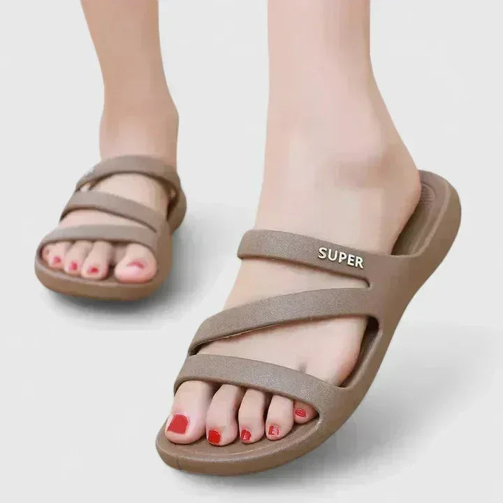Daryell | Orthopedic Sandals - Sarah and Emma Portland