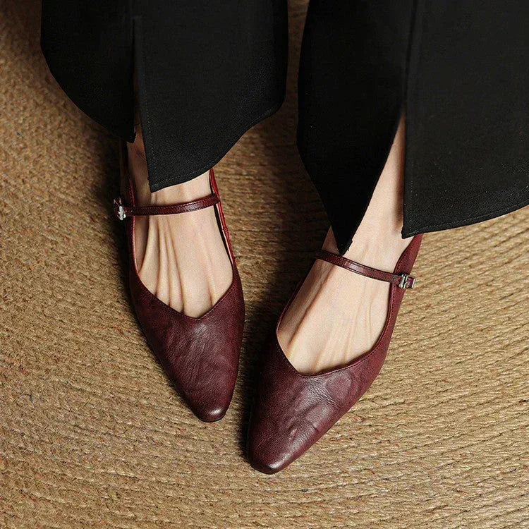 Kirelyn | Elegant Sandals - Sarah and Emma Portland