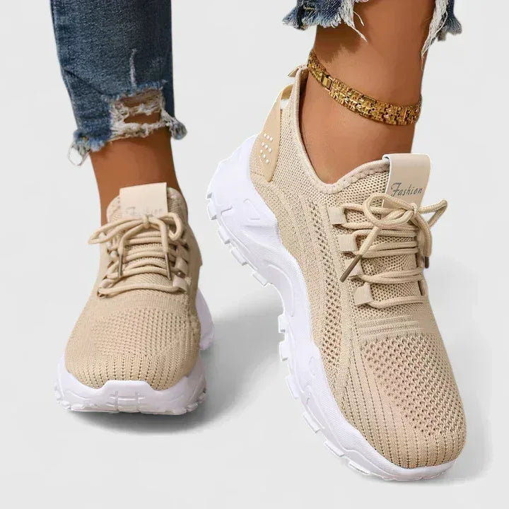 Maica | Orthopedic Sneakers - Sarah and Emma Portland