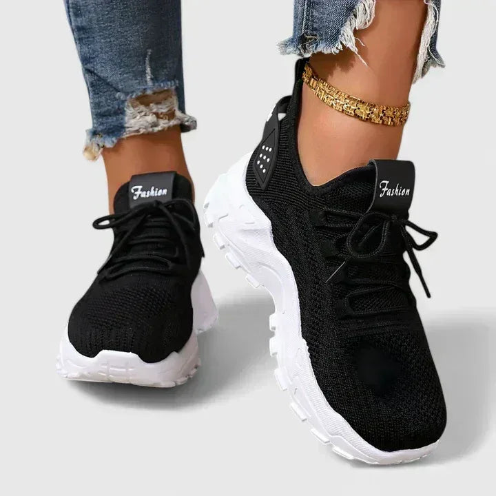 Maica | Orthopedic Sneakers - Sarah and Emma Portland