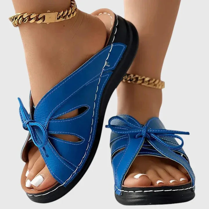 Elsinia | Comfortable Sandals - Sarah and Emma Portland