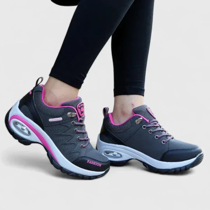 Leslie | Comfortable Sneakers - Sarah and Emma Portland