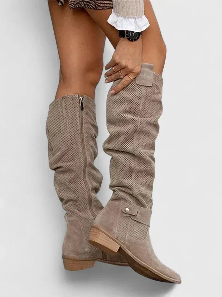 Halvira | Elegant Boots - Sarah and Emma Portland