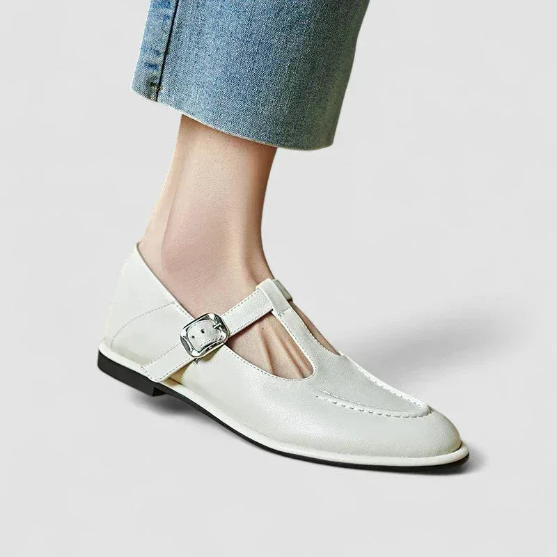 Ariyzzah | Orthopedic Mary Jane Low Heel Shoes - Sarah and Emma Portland