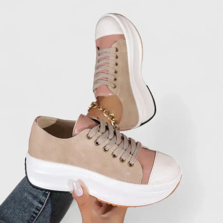 Donnella | Orthopedic Shoes - Sarah and Emma Portland