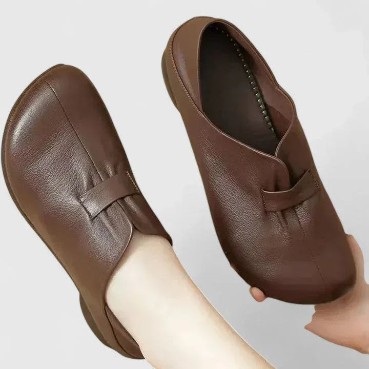 Elyndria | Orthopedic Loafers - Sarah and Emma Portland