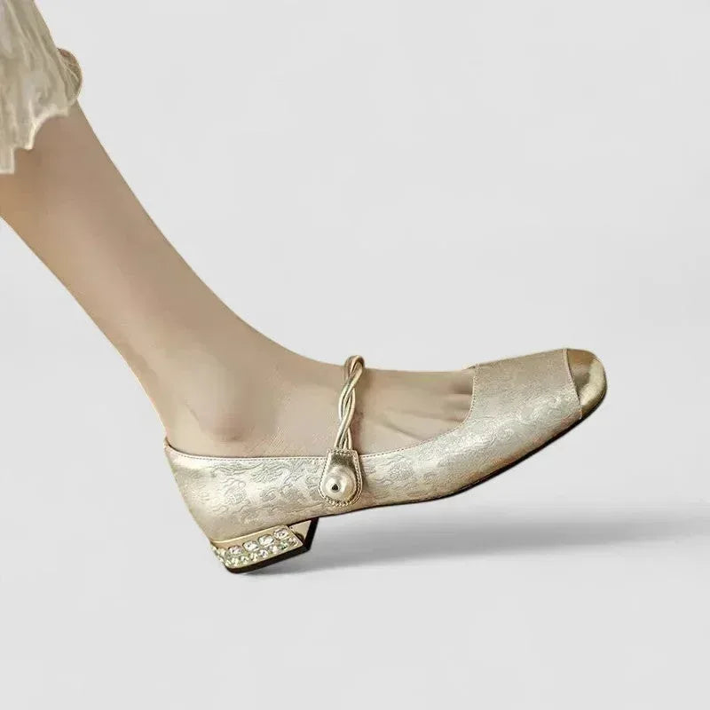 Chrystahh | Orthopedic Mary Jane Shoes - Sarah and Emma Portland
