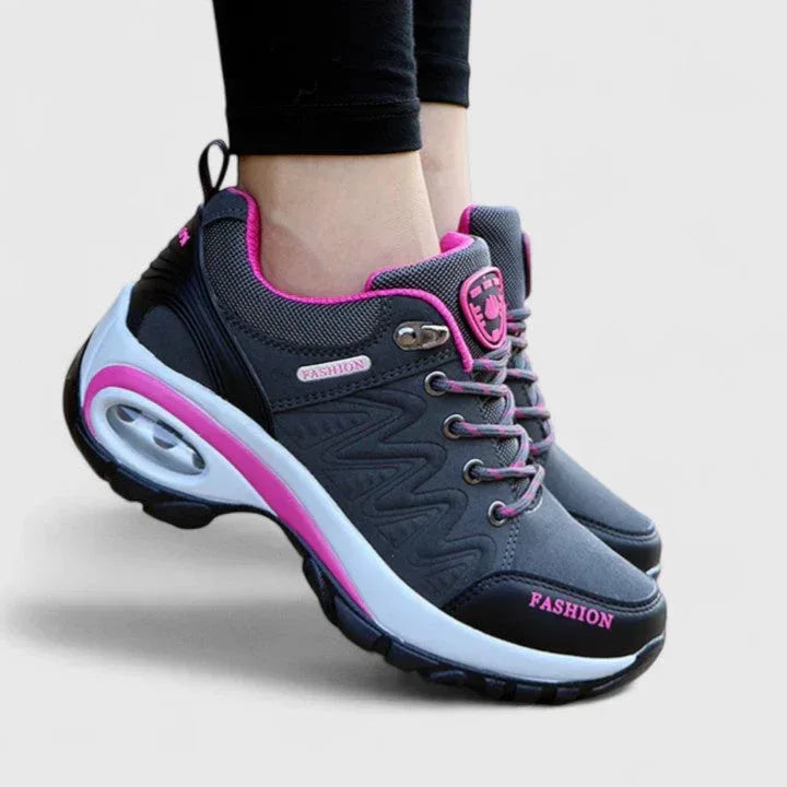 Leslie | Comfortable Sneakers - Sarah and Emma Portland