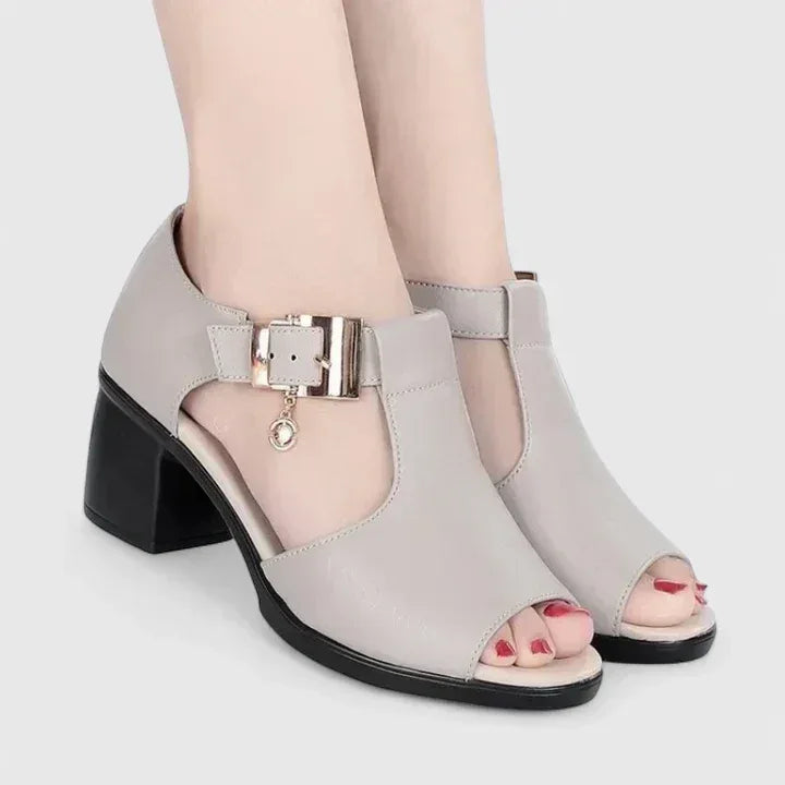 Lyzanne | Elegant Sandals - Sarah and Emma Portland