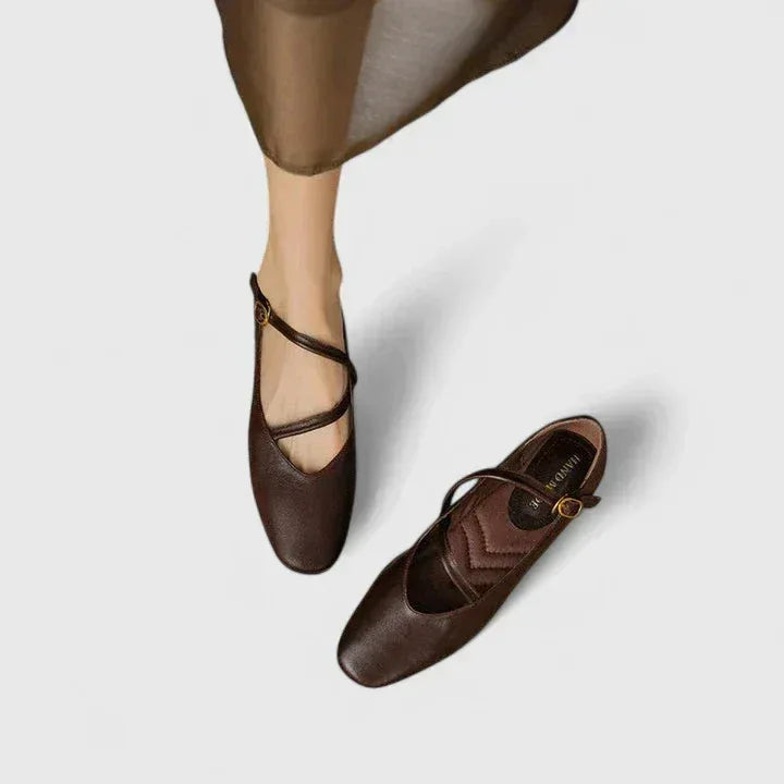 Kymberly | Orthopedic Flat Shoes - Sarah and Emma Portland