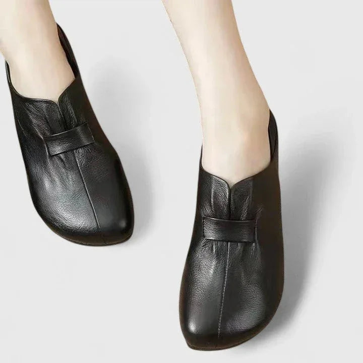 Elyndria | Orthopedic Loafers - Sarah and Emma Portland