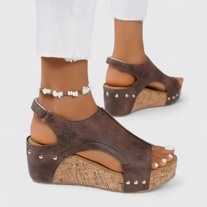 Jolyna® | Orthopedic Sandals - Sarah and Emma Portland
