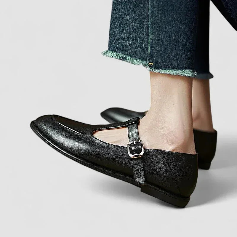 Ariyzzah | Orthopedic Mary Jane Low Heel Shoes - Sarah and Emma Portland
