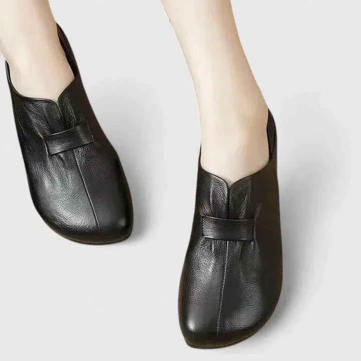Elyndria | Orthopedic Loafers - Sarah and Emma Portland