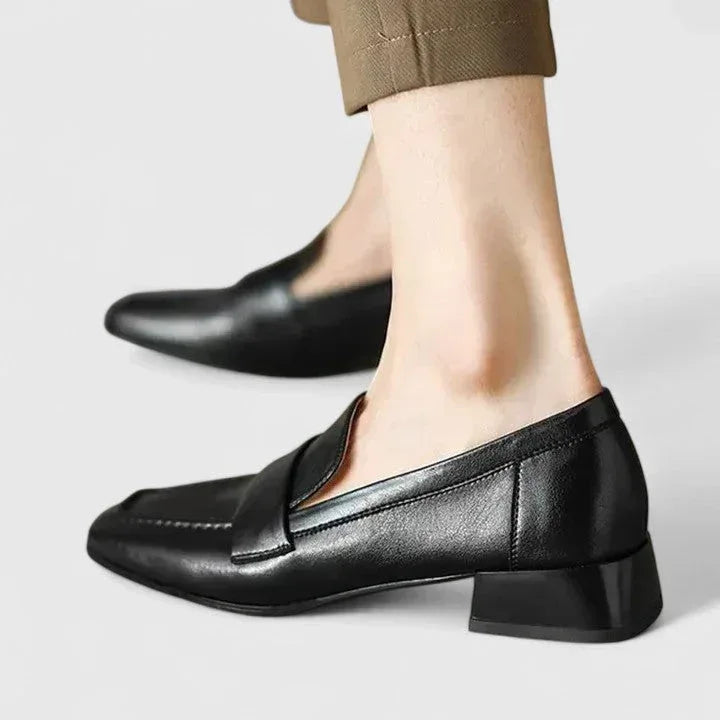 Falynrae | Orthopedic Loafers - Sarah and Emma Portland