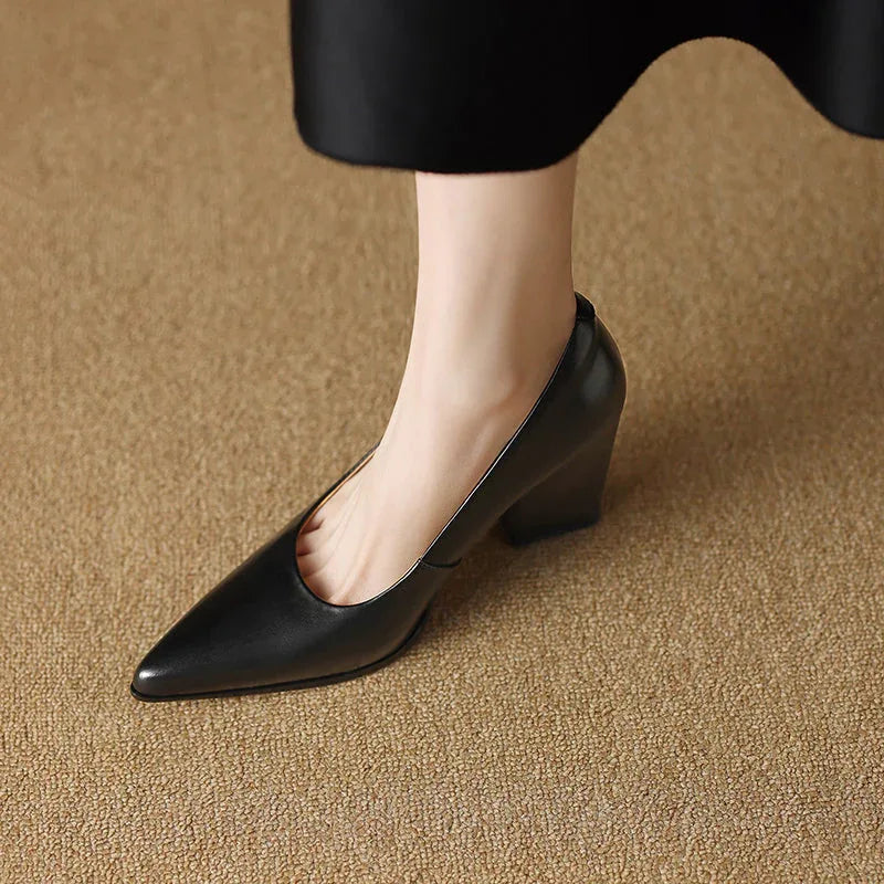 Kyra™ | Elegant Pumps