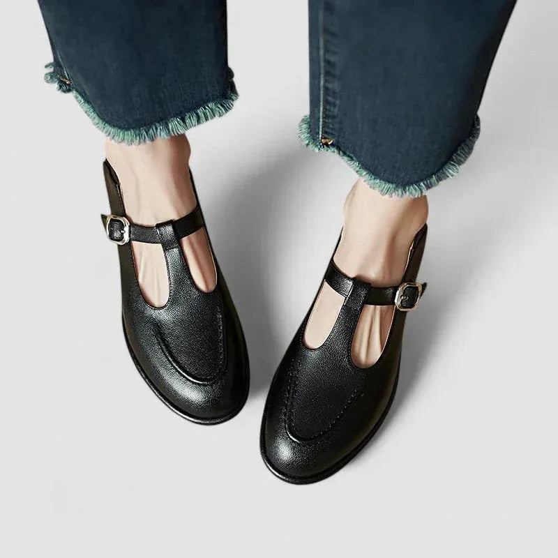 Ariyzzah | Orthopedic Mary Jane Low Heel Shoes - Sarah and Emma Portland