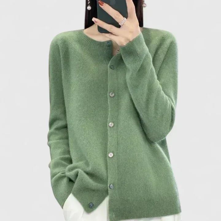 Lyxandria | Comfortable Cardigan - Sarah and Emma Portland
