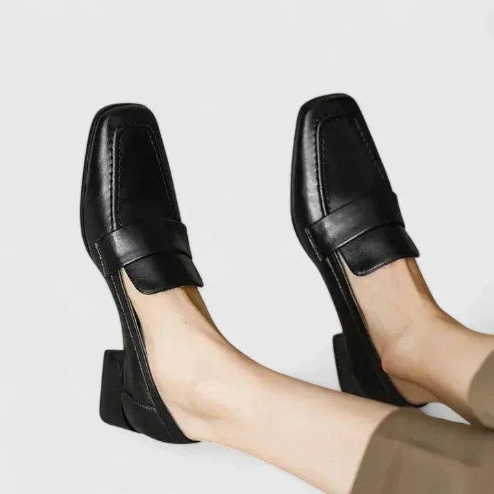 Falynrae | Orthopedic Loafers - Sarah and Emma Portland