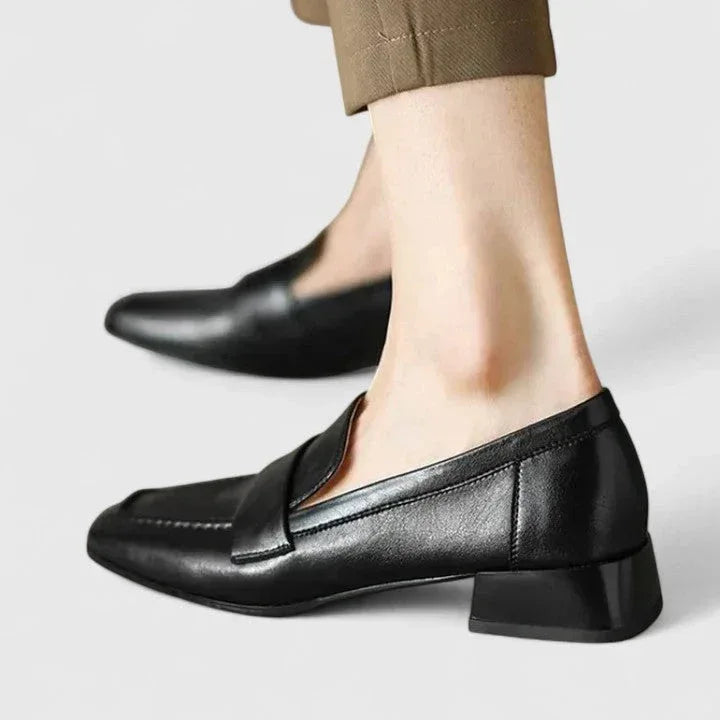 Falynrae | Orthopedic Loafers - Sarah and Emma Portland