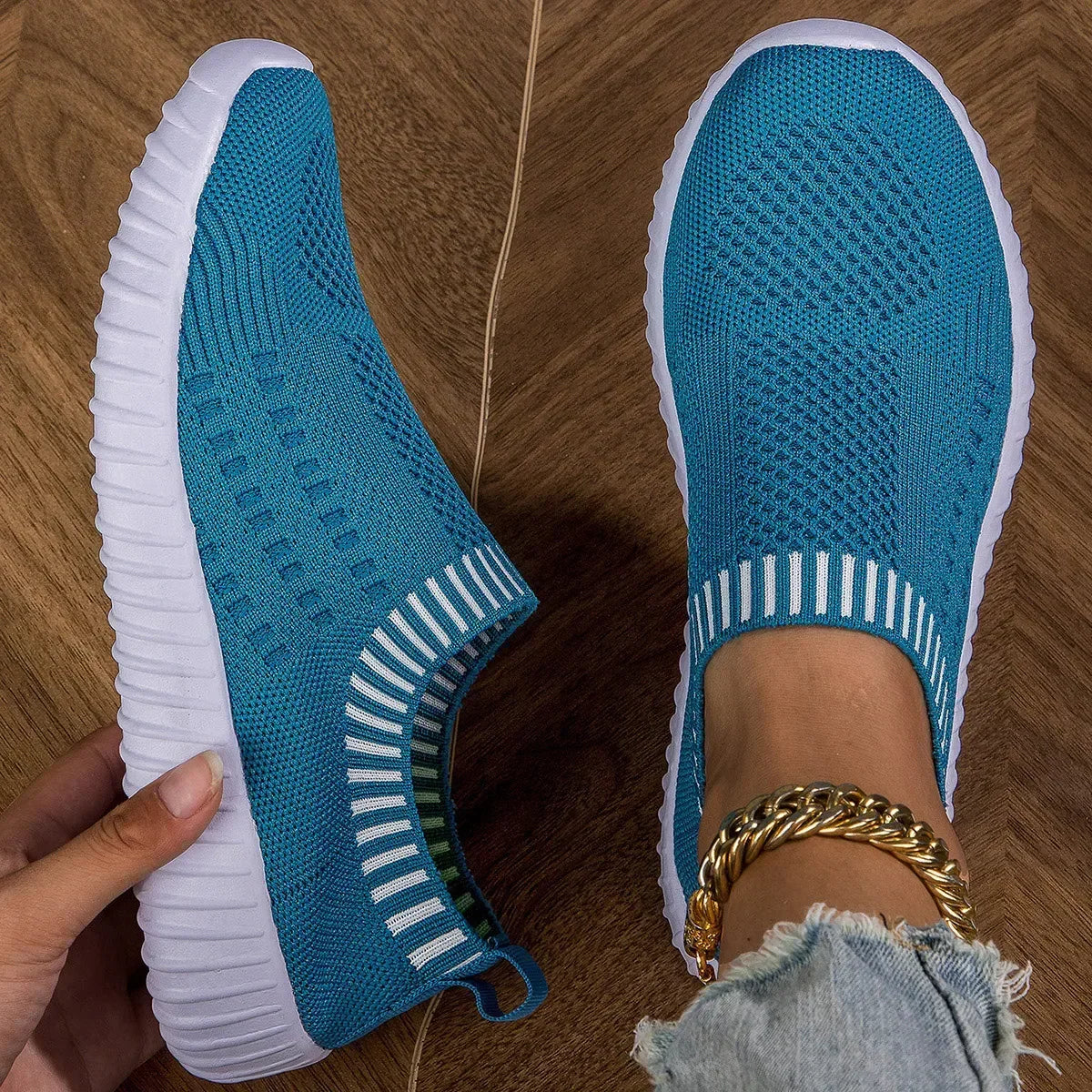 Crisbetha | Orthopedic Shoes - Sarah and Emma Portland