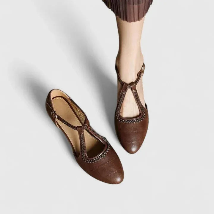 Delphine | Elegant Flat Sandals - Sarah and Emma Portland
