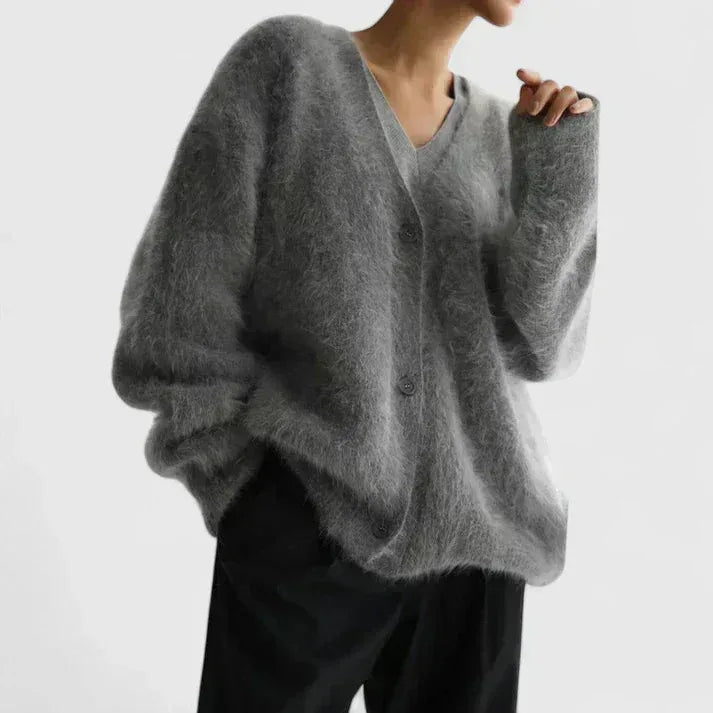 Lucerinna | Comfortable Cardigan - Sarah and Emma Portland