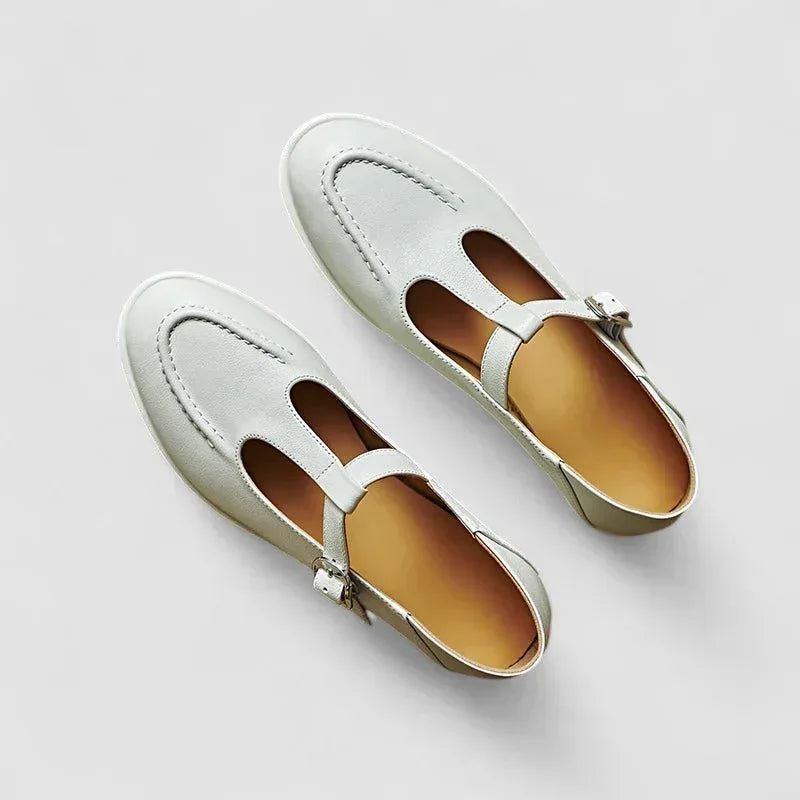 Ariyzzah | Orthopedic Mary Jane Low Heel Shoes - Sarah and Emma Portland