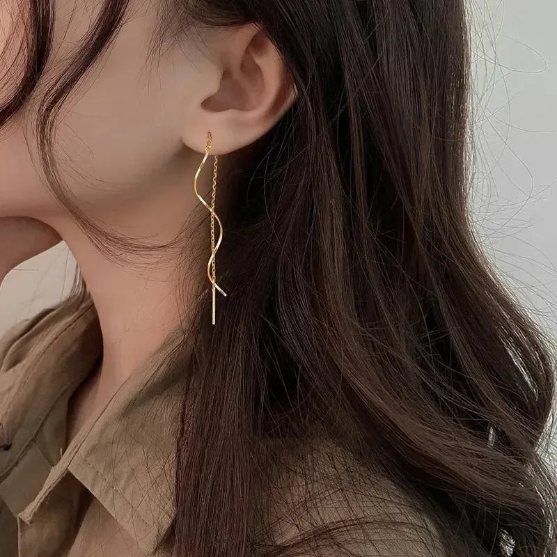 Long Earrings with Wavy Design - Sarah and Emma Portland