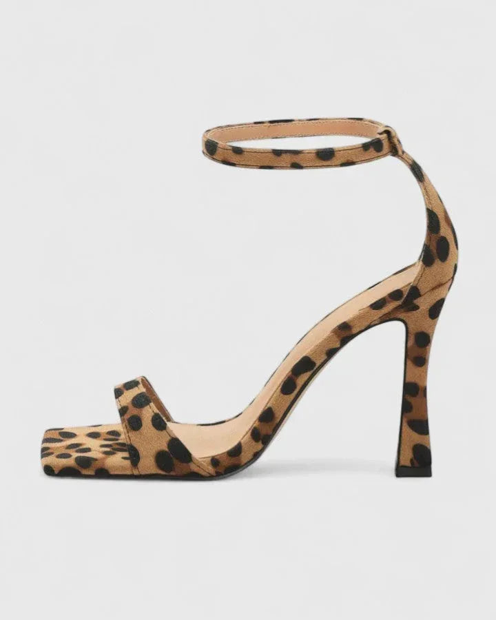 Evalisse | Elegant Heels - Sarah and Emma Portland
