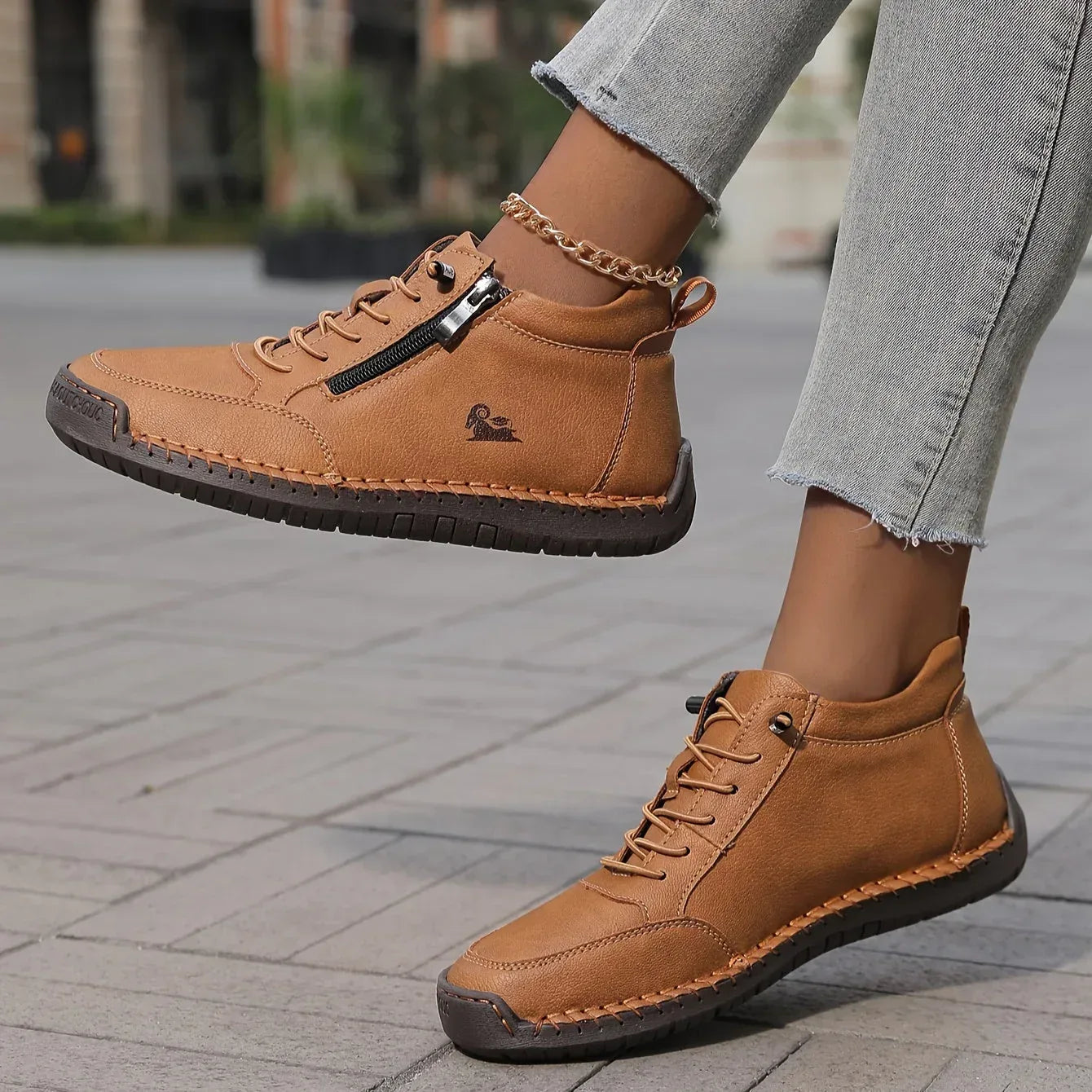 Hadyn | Orthopedic Women’s Shoes - Sarah and Emma Portland