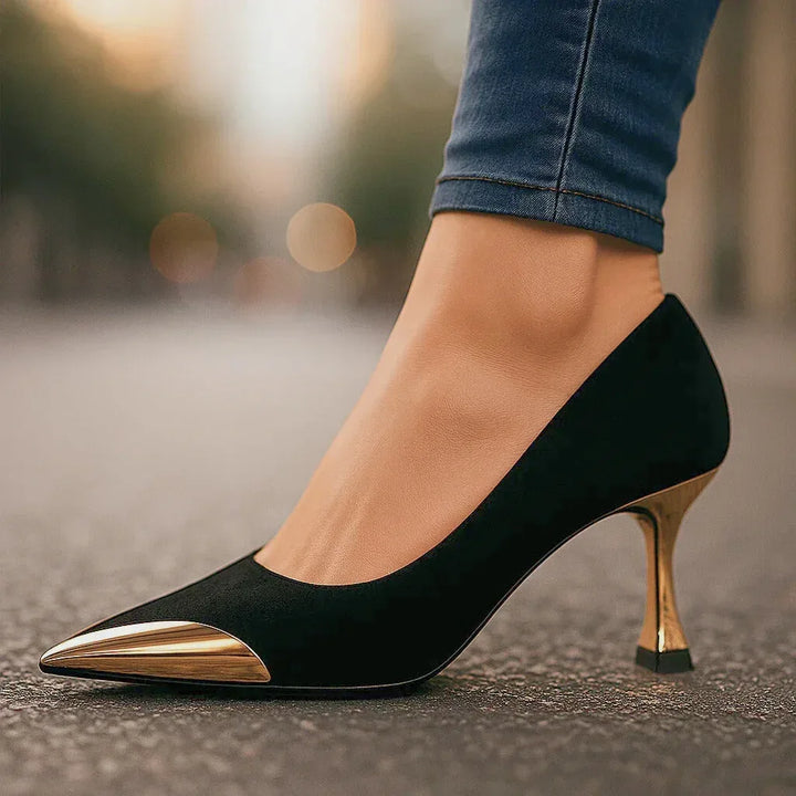 AVELINE GOLD-POINT PUMPS - Sarah and Emma Portland
