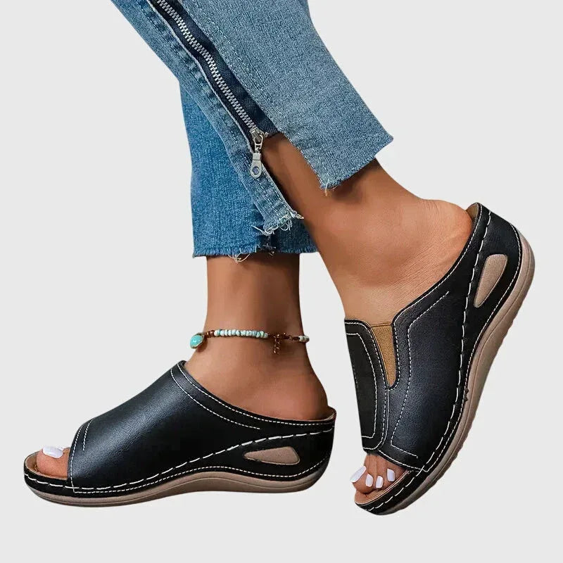 Aretha™ | Orthopedic Sandals - Sarah and Emma Portland