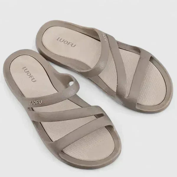 Daryell | Orthopedic Sandals - Sarah and Emma Portland