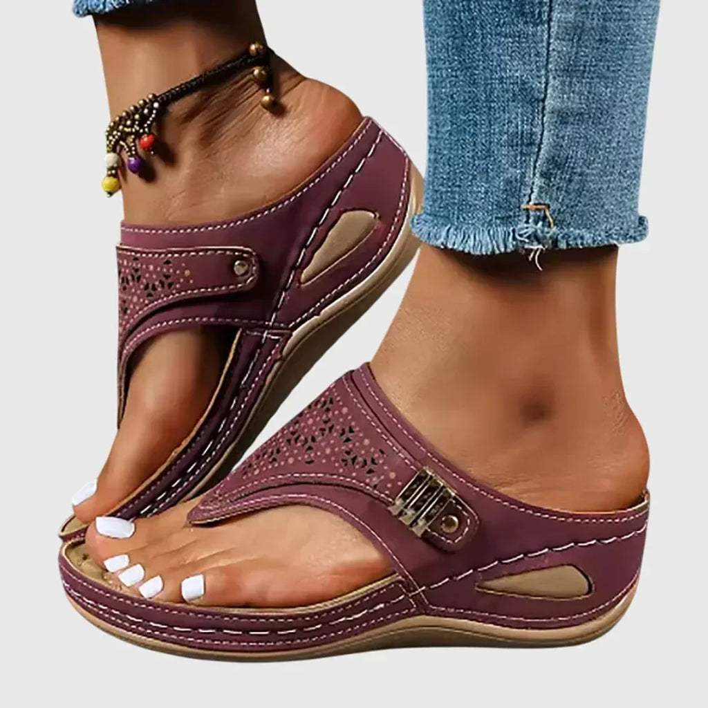 Livia™ | Comfortable Sandals - Sarah and Emma Portland