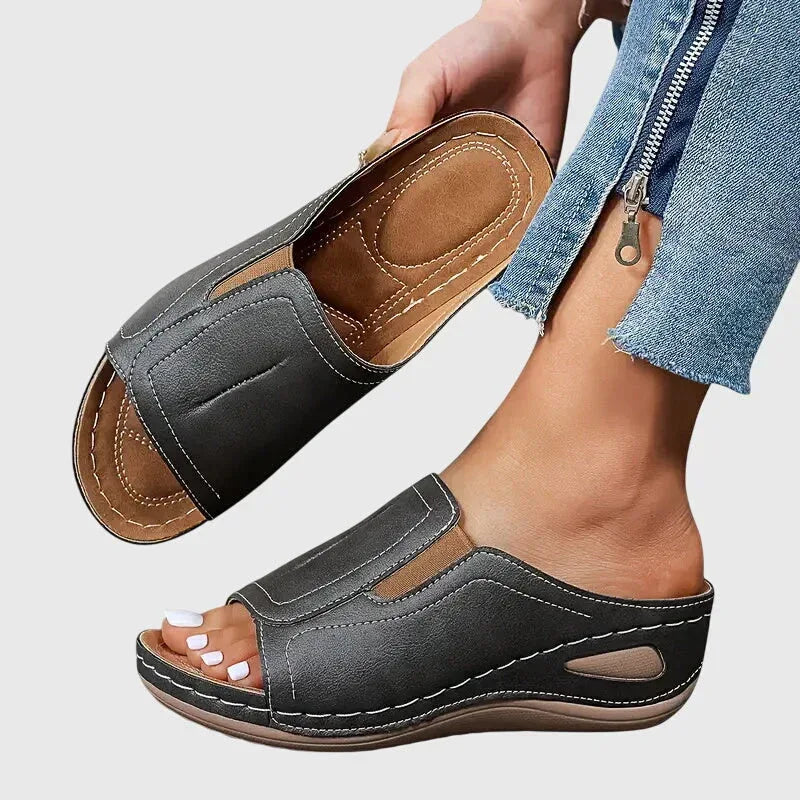 Aretha™ | Orthopedic Sandals - Sarah and Emma Portland