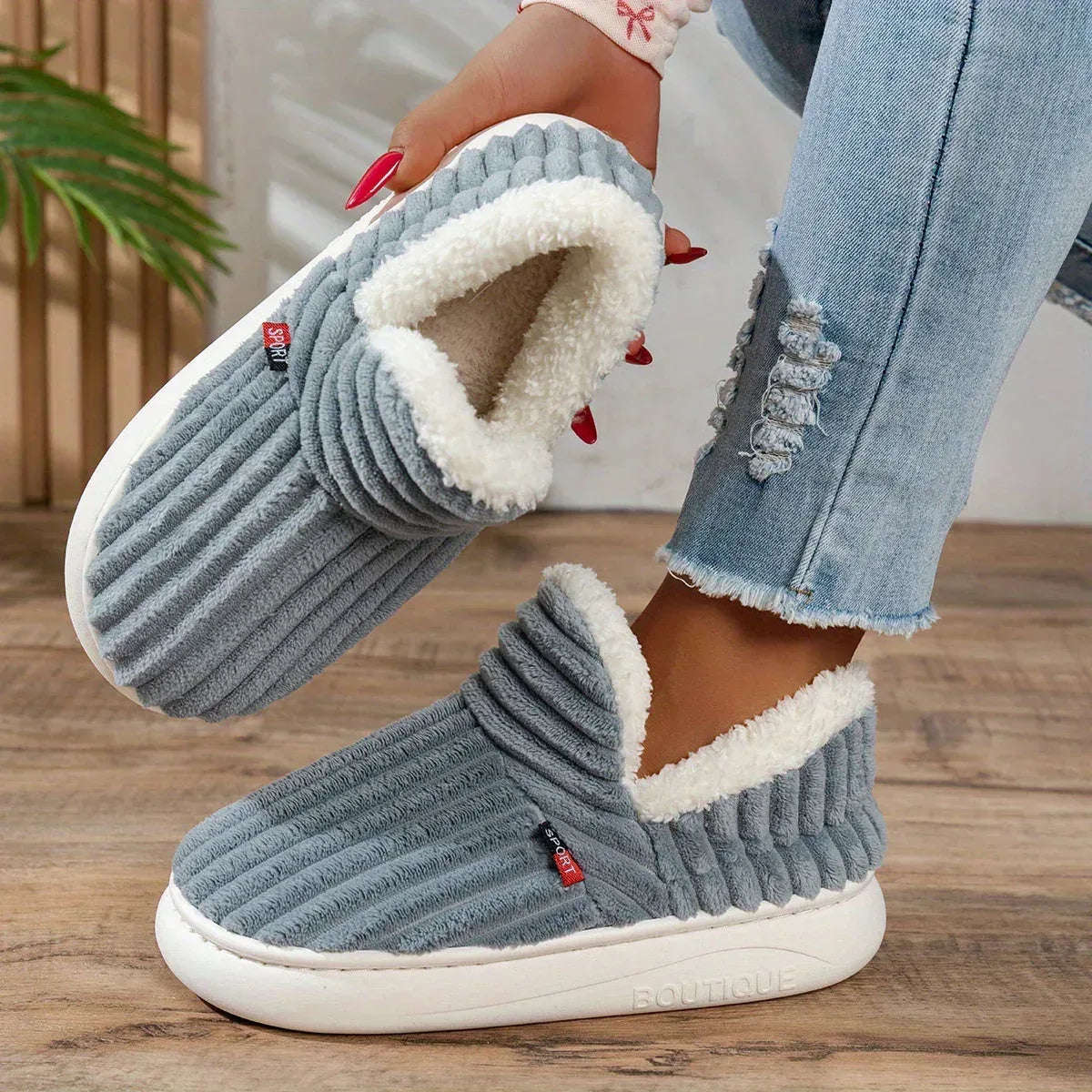 Alamodara™ | Cozy Winter Slippers - Sarah and Emma Portland