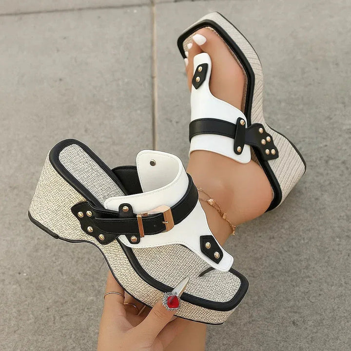 CATALINA STRAP SLIDES - Sarah and Emma Portland