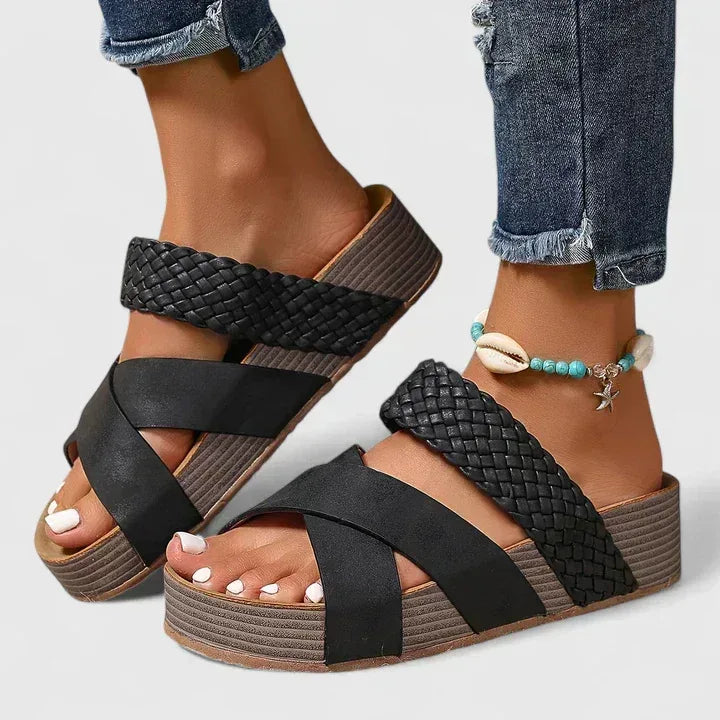 Danyzelle | Orthopedic Sandals - Sarah and Emma Portland