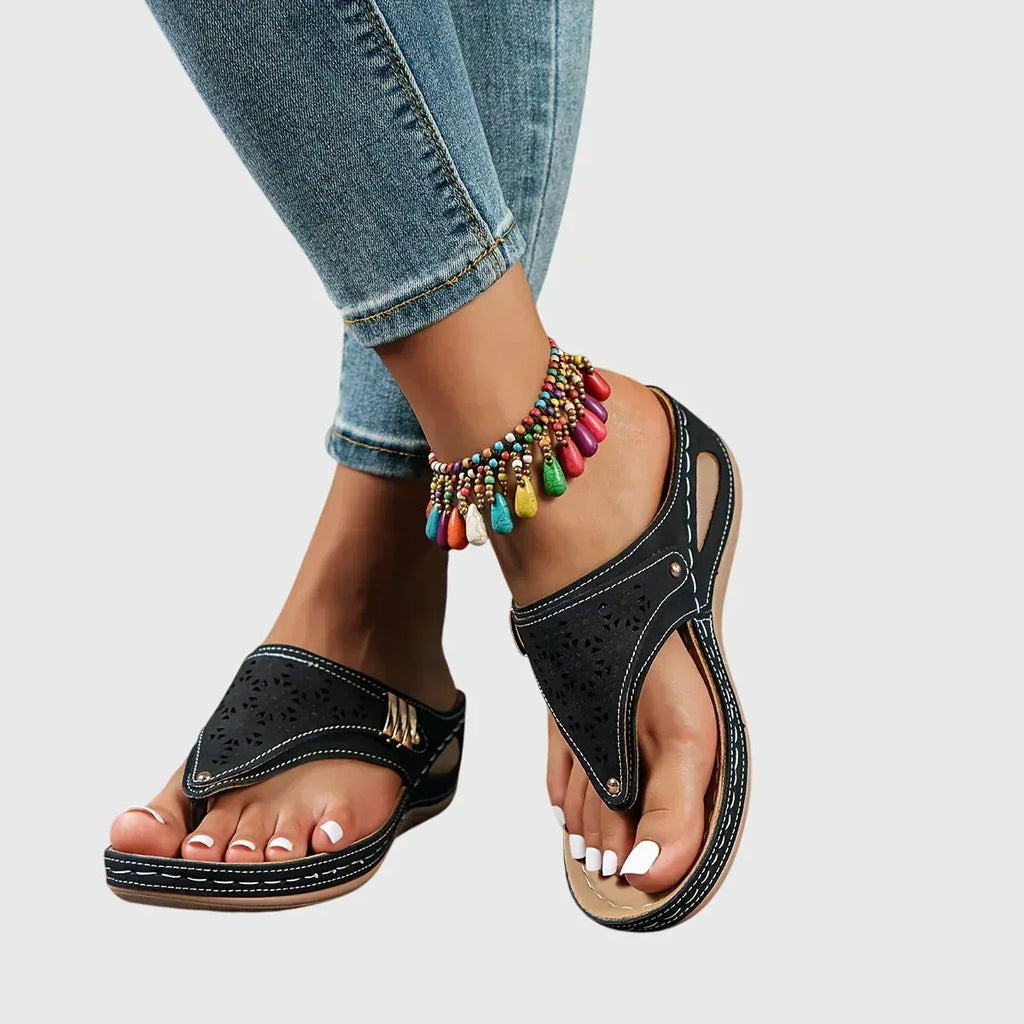 Livia™ | Comfortable Sandals - Sarah and Emma Portland