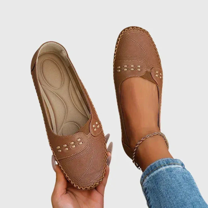 Maple™ | Orthopedic Shoes - Sarah and Emma Portland