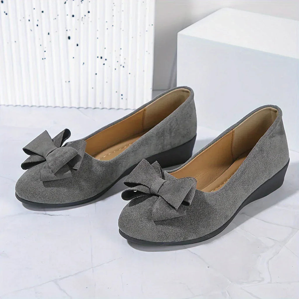 Hehlina | Orthopedic Flat Shoes - Sarah and Emma Portland