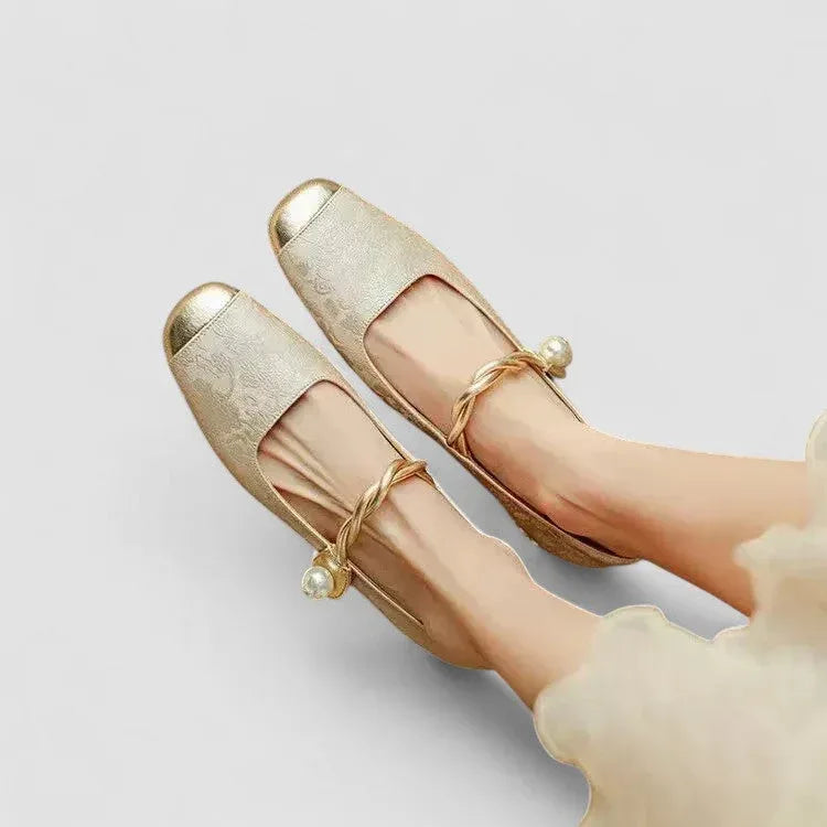 Chrystahh | Orthopedic Mary Jane Shoes - Sarah and Emma Portland