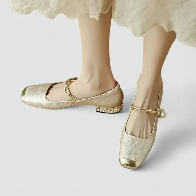 Chrystahh | Orthopedic Mary Jane Shoes - Sarah and Emma Portland