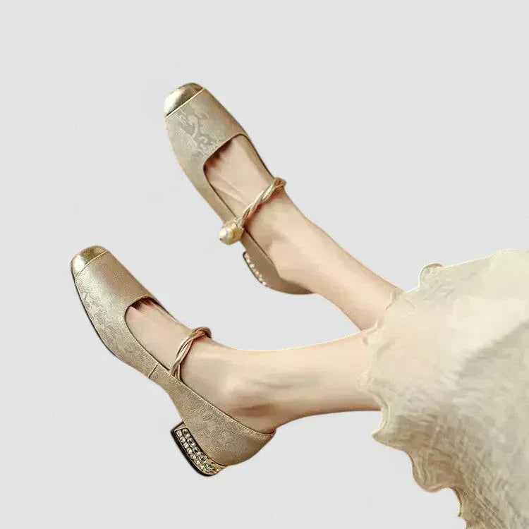 Chrystahh | Orthopedic Mary Jane Shoes - Sarah and Emma Portland